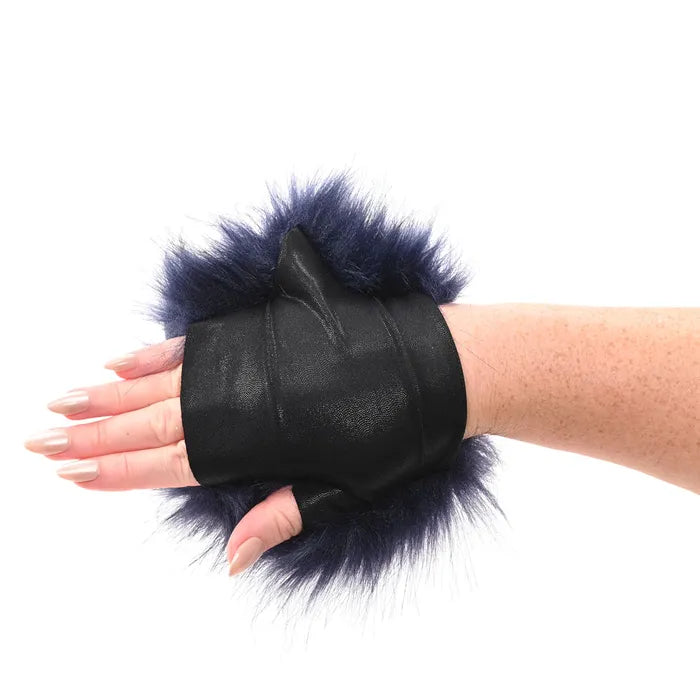 Cougar spiked Sensory Glove